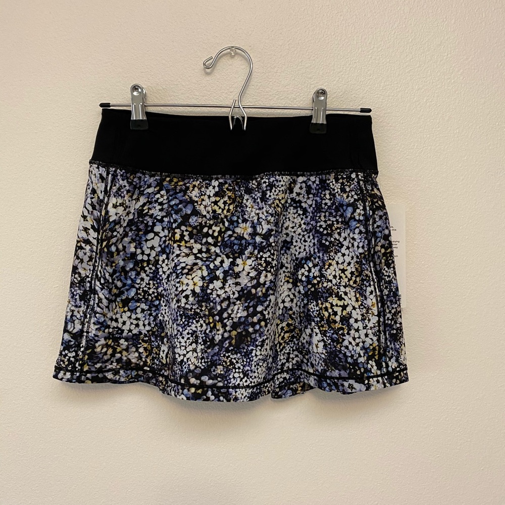 Lululemon pace rival skirt